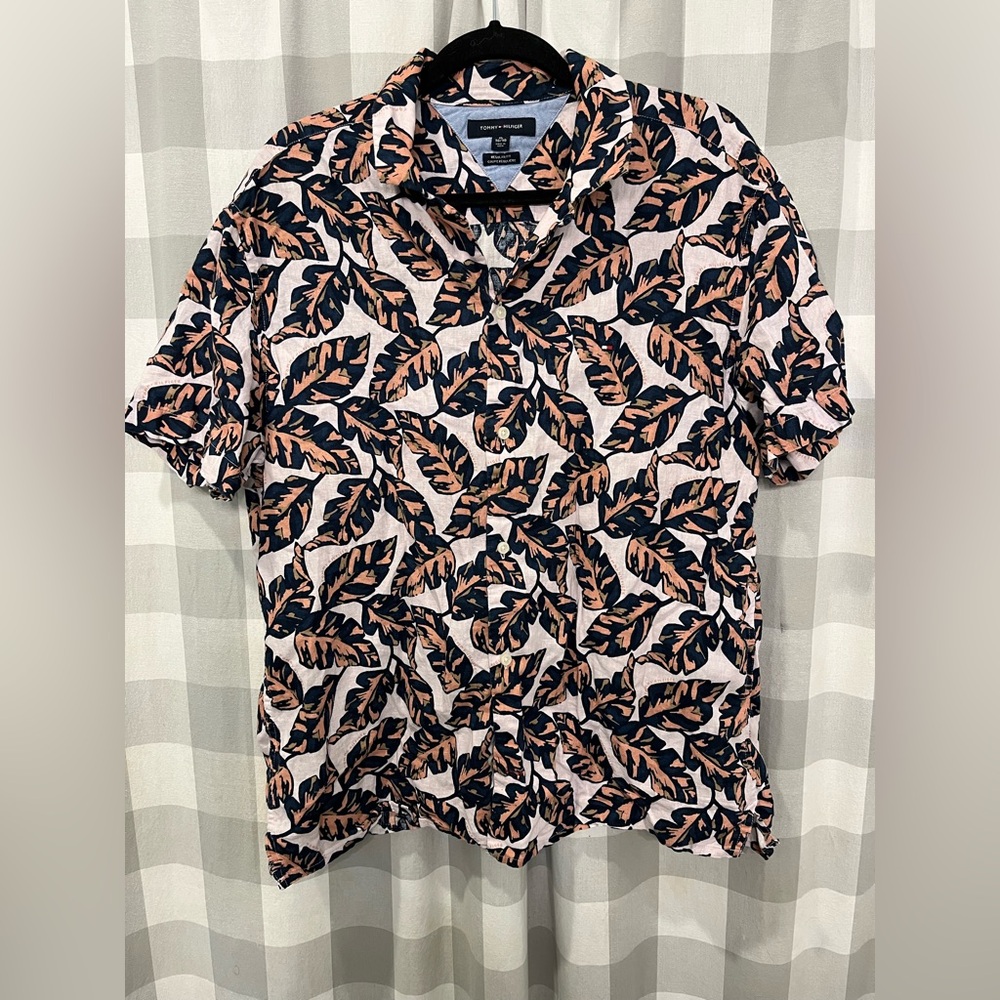 Tommy Hilfiger Leaf Print Shirt in Navy and Peach